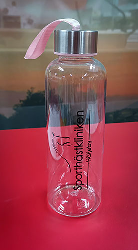 Vattenflaska i Tritan-plast till Sporthästkliniken - Reklamhuset RINK