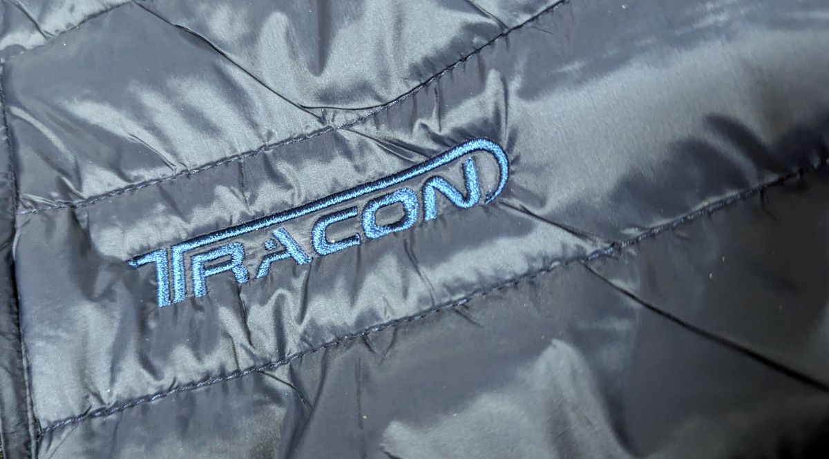 Tryck och brodyr till Tracon - Reklamhuset RINK