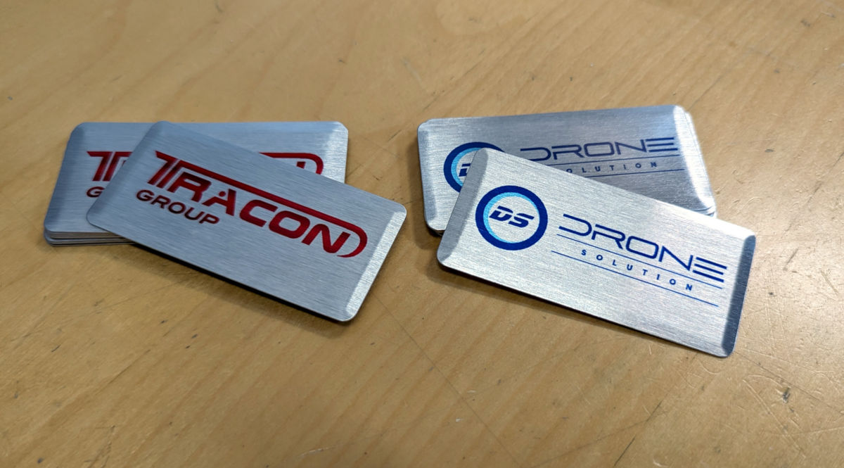 Exempel på namnskyltar med magnet - Reklamhuset RINK