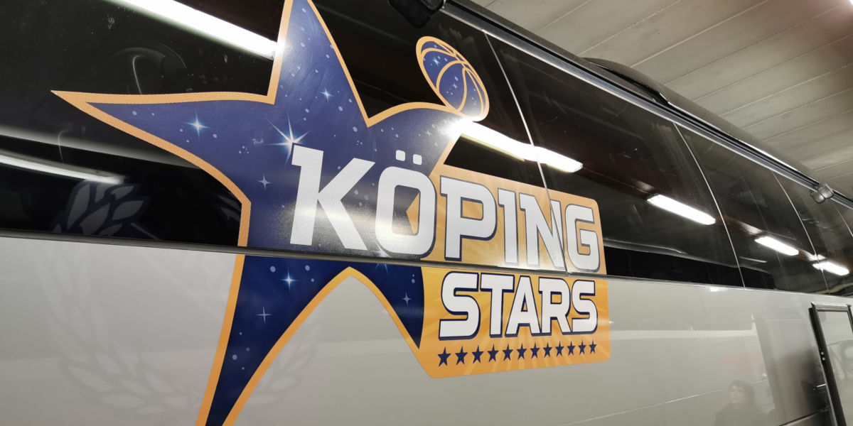 Window Vision i kombination med en traditionell vinyl - Reklamhuset RINK